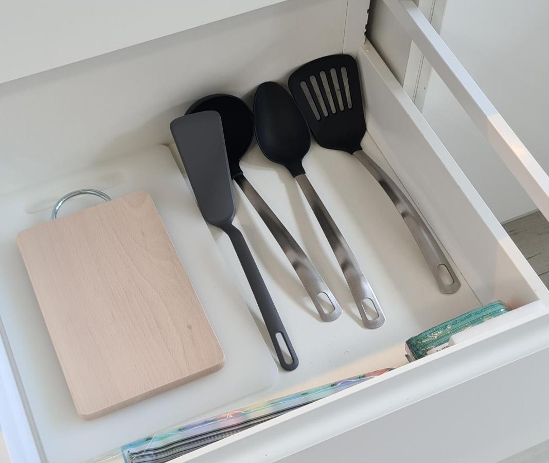 44 - Apartamenty Siedlce - Nowy Apartament W Centrum Przy Ul Czerwonego Krzyza エクステリア 写真