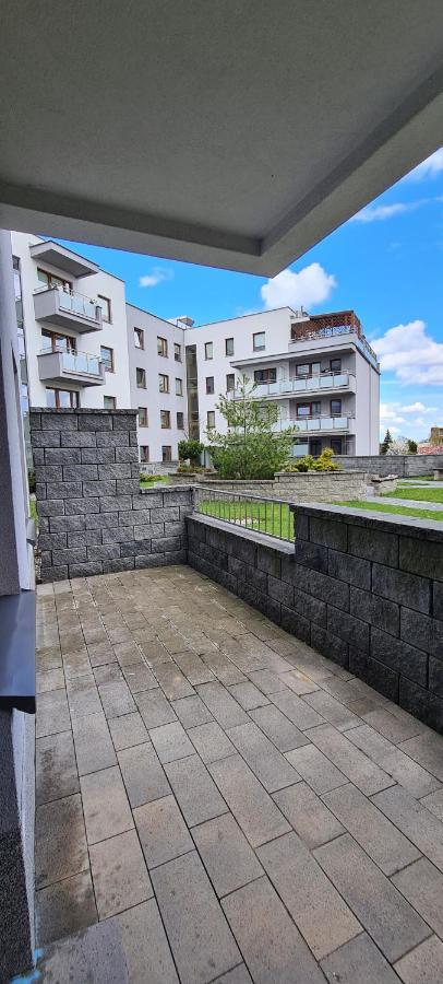 44 - Apartamenty Siedlce - Nowy Apartament W Centrum Przy Ul Czerwonego Krzyza エクステリア 写真
