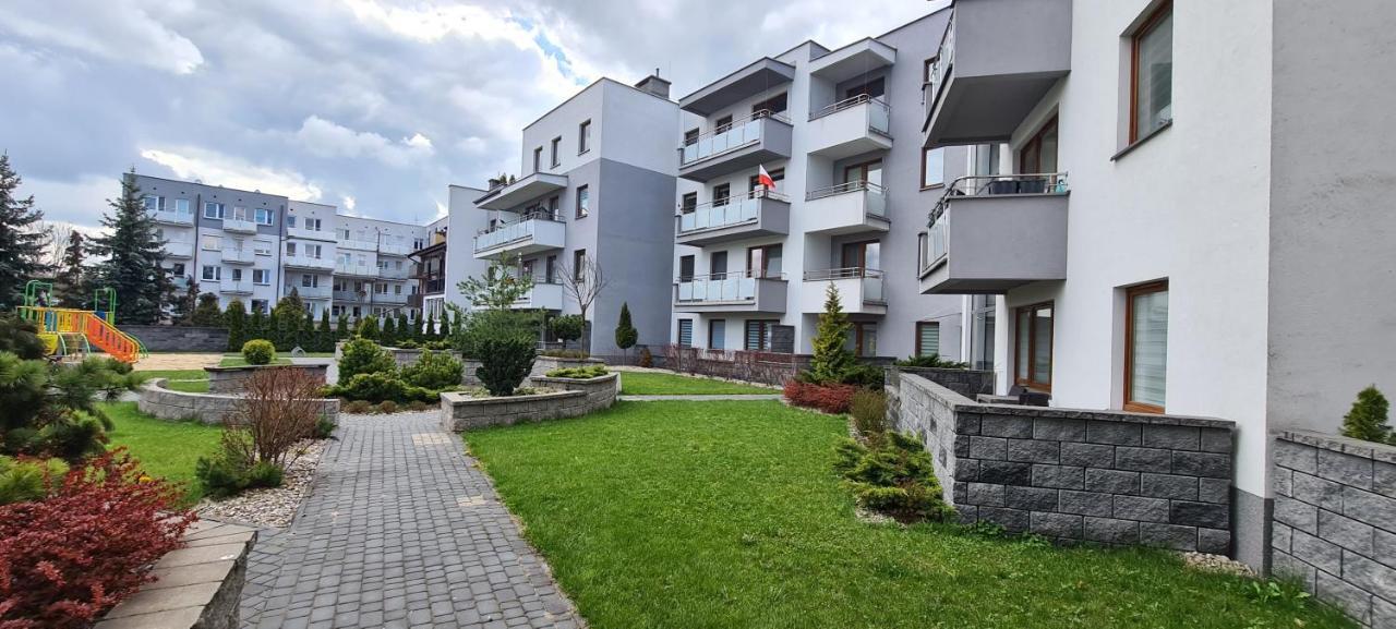 44 - Apartamenty Siedlce - Nowy Apartament W Centrum Przy Ul Czerwonego Krzyza エクステリア 写真
